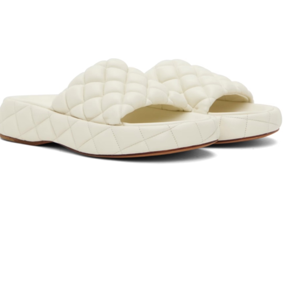BOTTEGA VENETA
White Padded Sandals